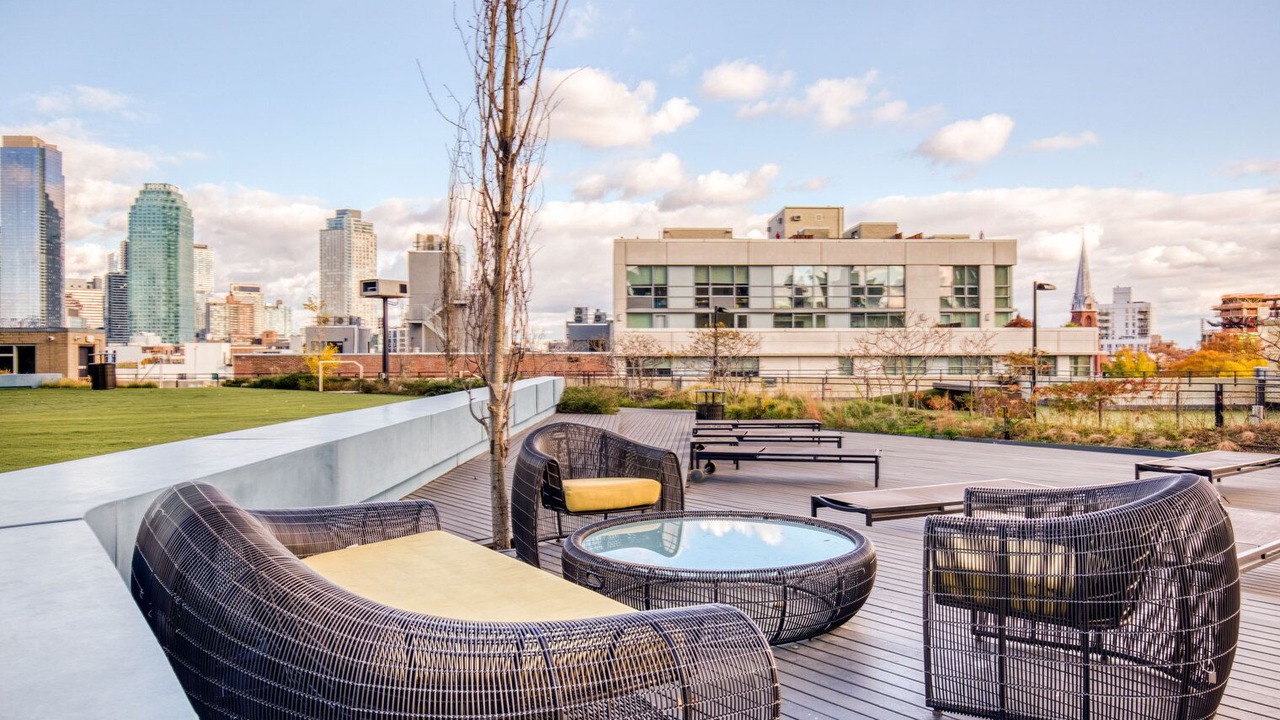 Photo of Patio Balcony in Hunters Point