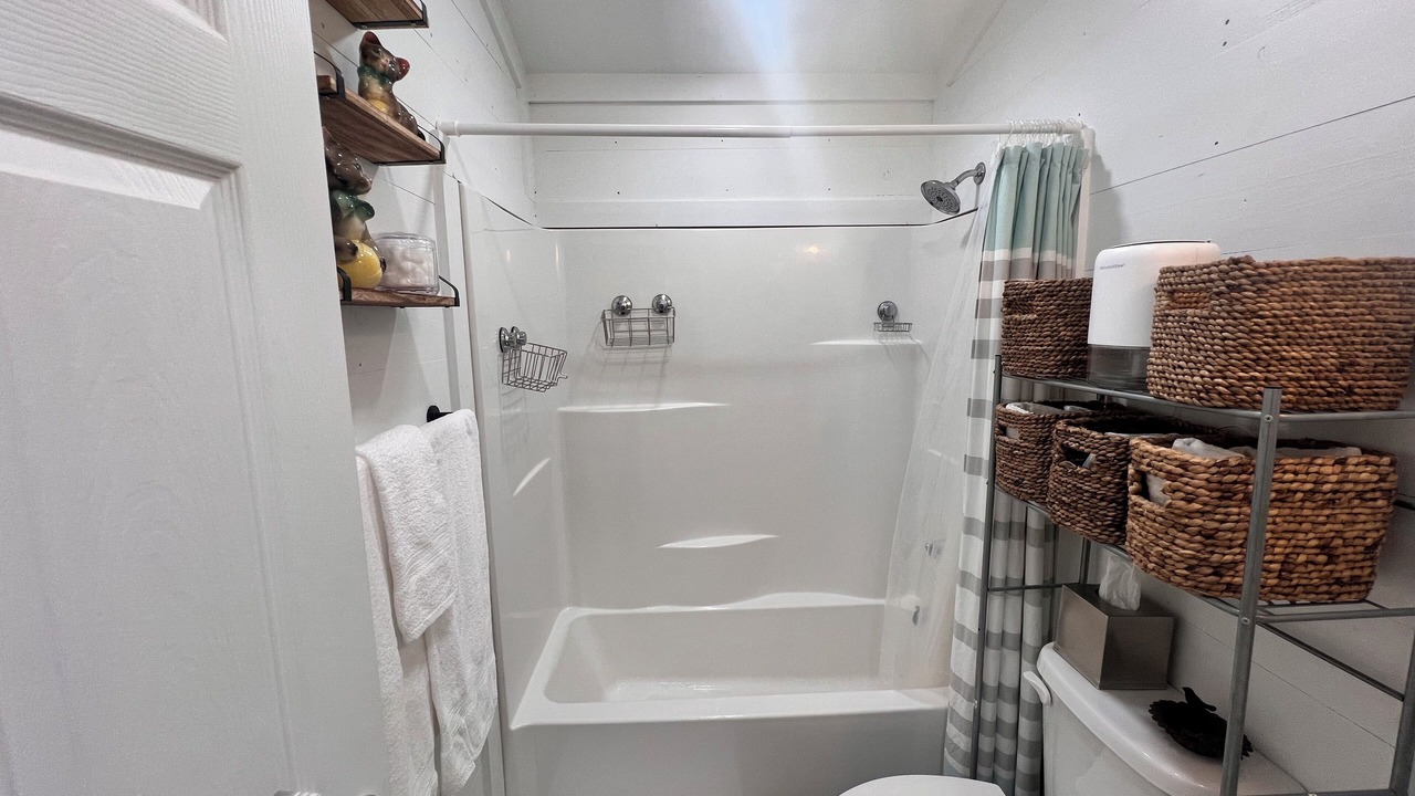 Photo of Bathroom in Etoile