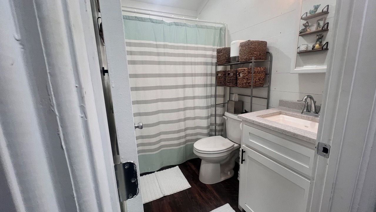 Photo of Bathroom in Etoile