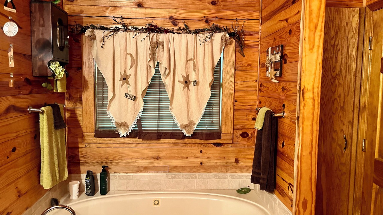 Photo of Bathroom in Tylertown