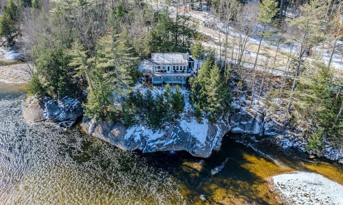 Photo of Outdoor in North Woodstock