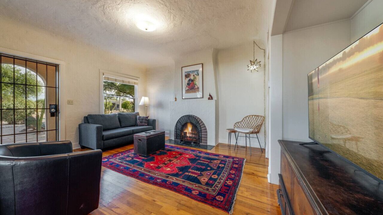 Photo of Livingroom in Sam Hughes