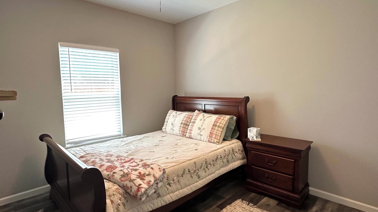 Photo of Bedroom in Log Cabin