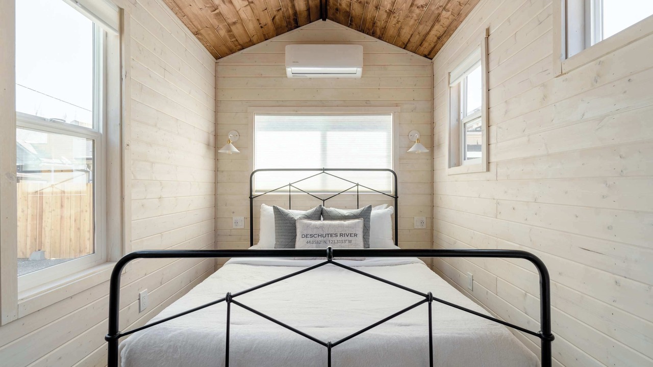 Photo of Bedroom in Alberta Arts District