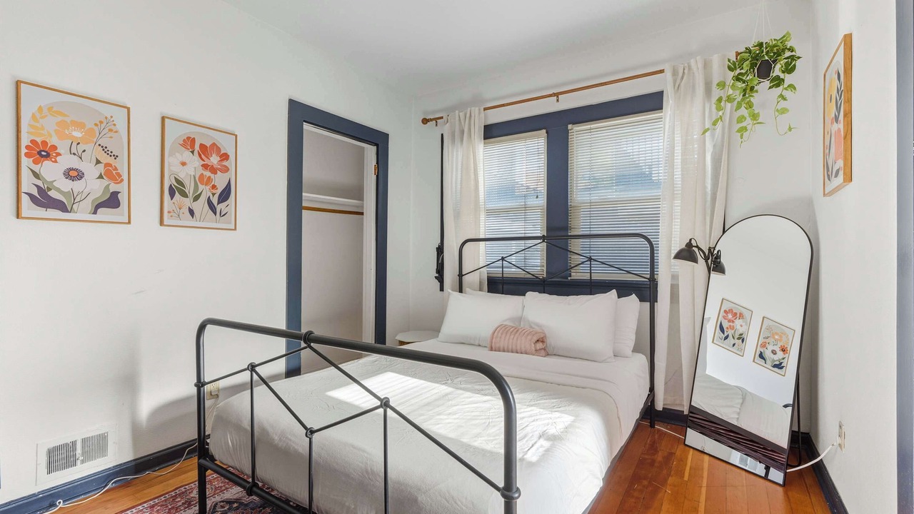 Photo of Bedroom in Belmont