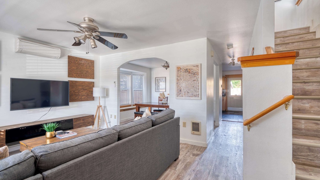 Photo of Livingroom in Alberta Arts District