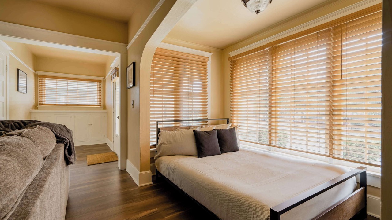 Photo of Bedroom in Creston - Kenilworth