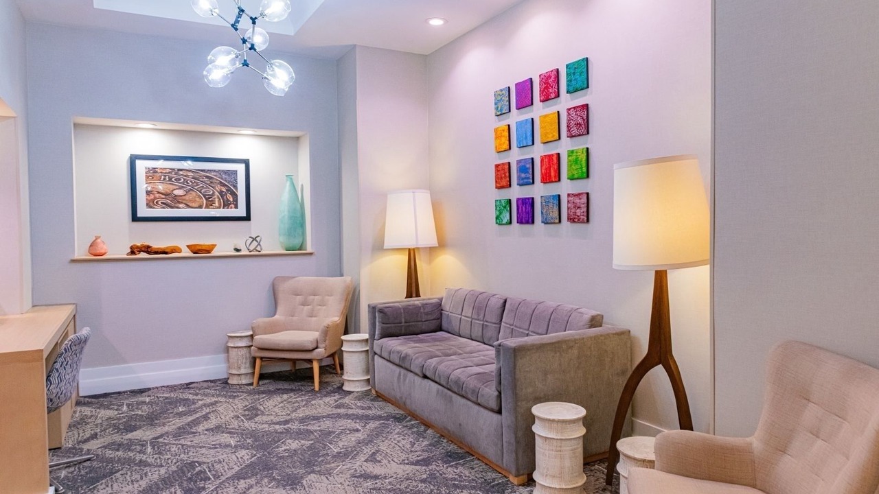 Photo of Livingroom in Medical Center Area