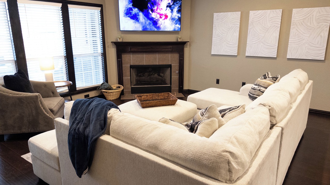 Photo of Livingroom in Broken Arrow