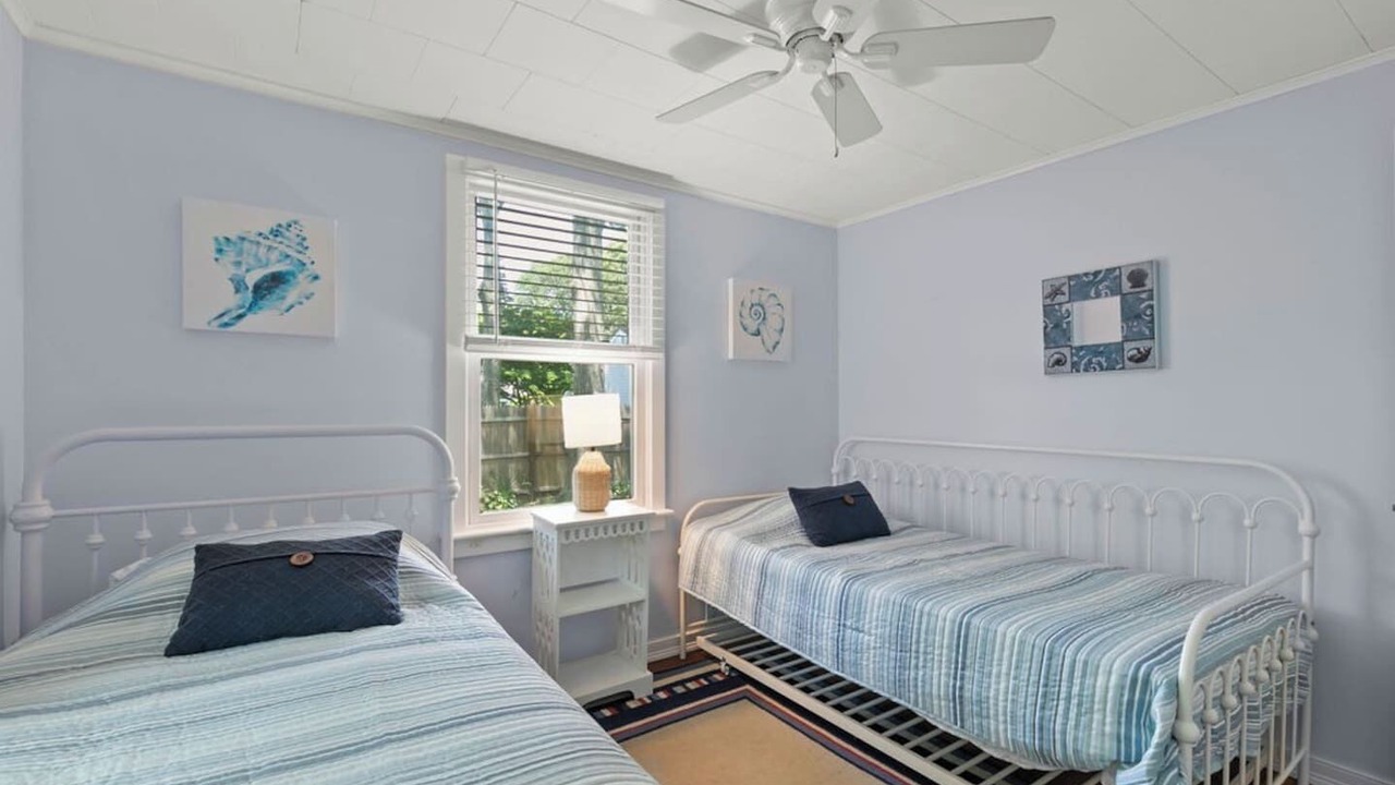 Photo of Bedroom in Teaticket