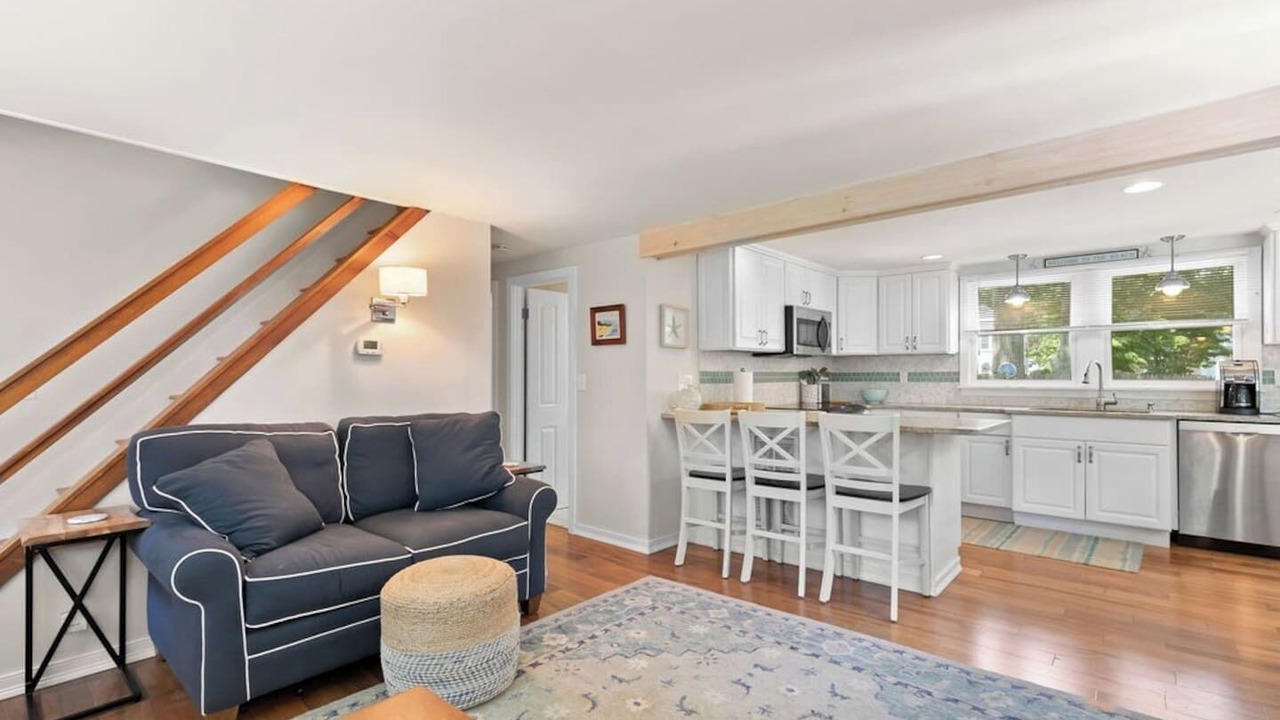 Photo of Livingroom in Teaticket