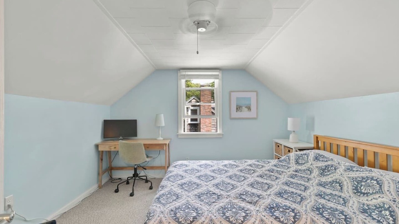 Photo of Bedroom in Teaticket