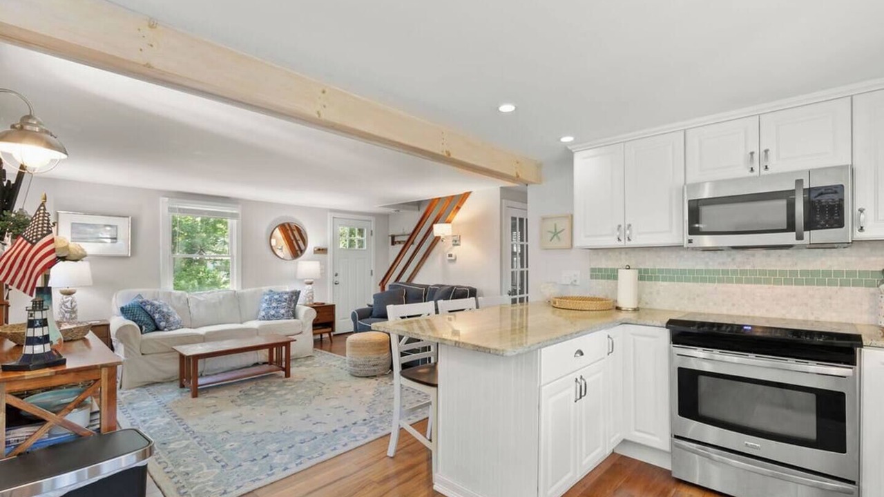 Photo of Others in Teaticket