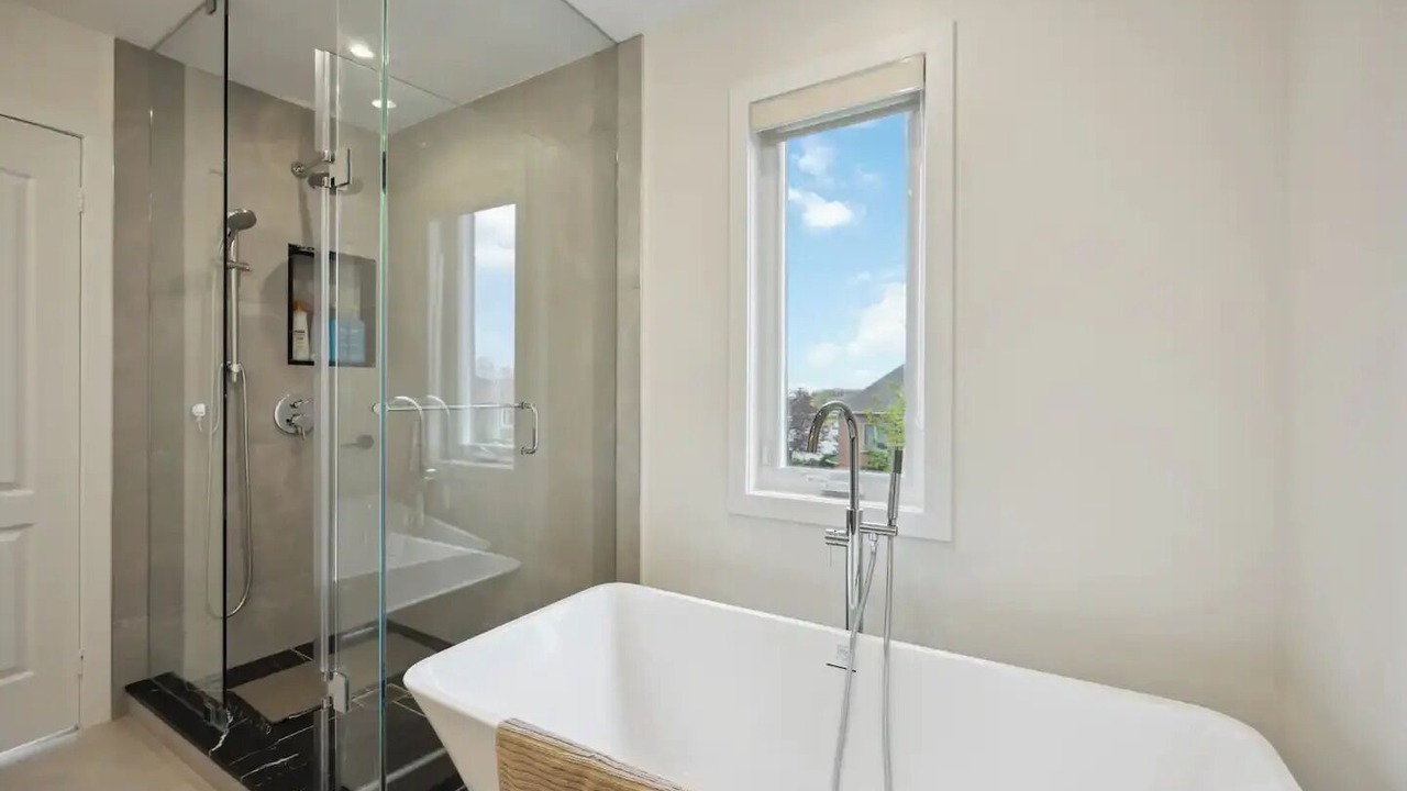 Photo of Bathroom in Richmond Hill
