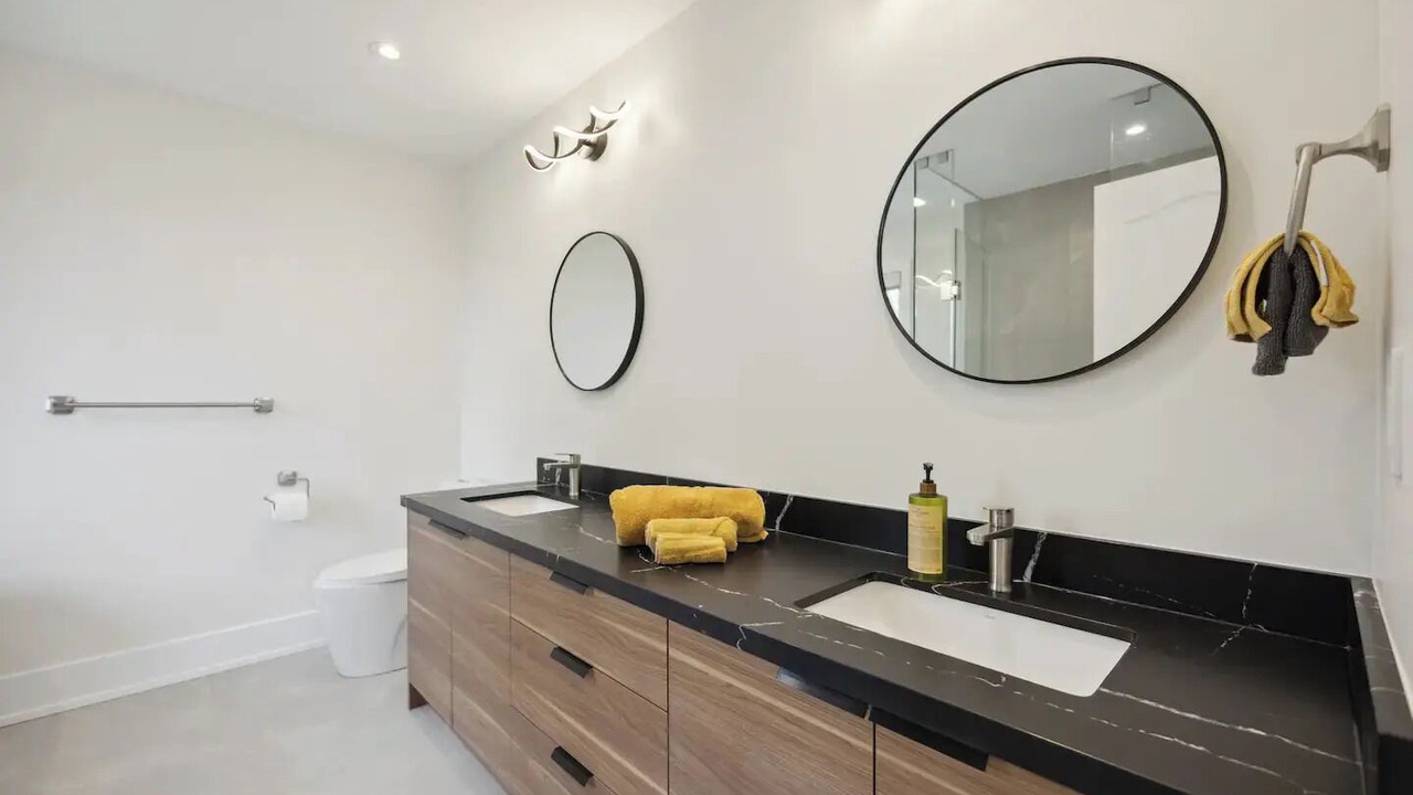 Photo of Bathroom in Richmond Hill