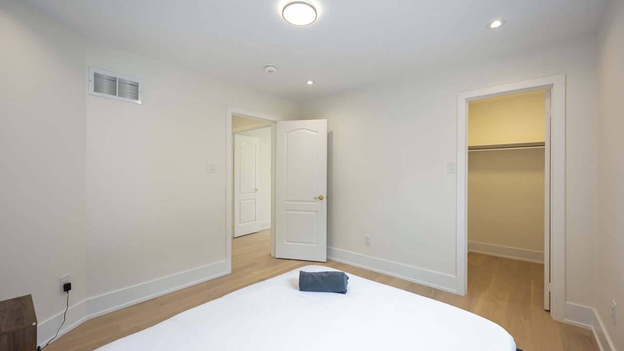 Photo of Bedroom in Richmond Hill