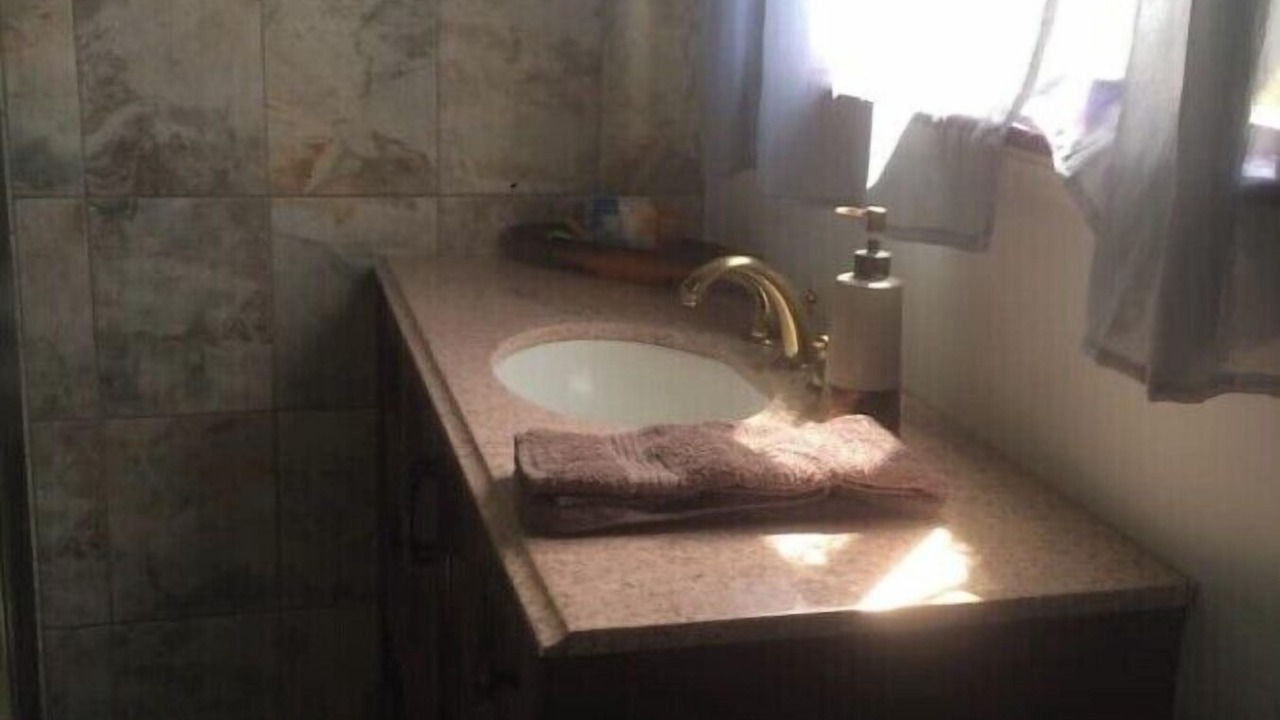 Photo of Bathroom in Honokaa