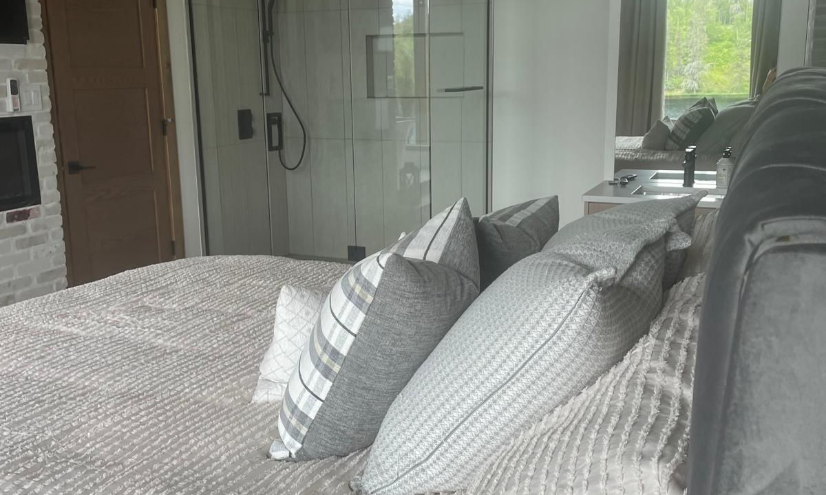 Photo of Bedroom in West Hawk Lake