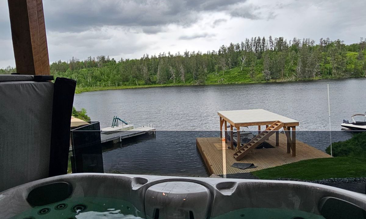 Photo of Patio Balcony in West Hawk Lake