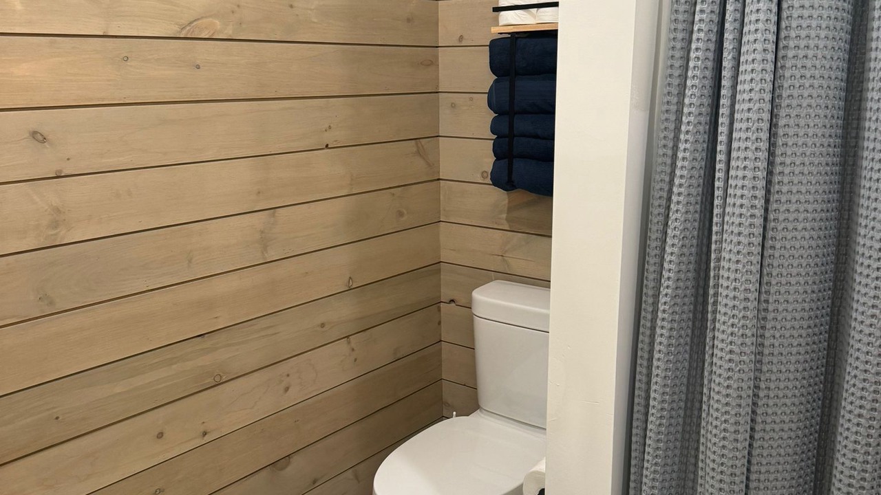 Photo of Bathroom in West Hawk Lake