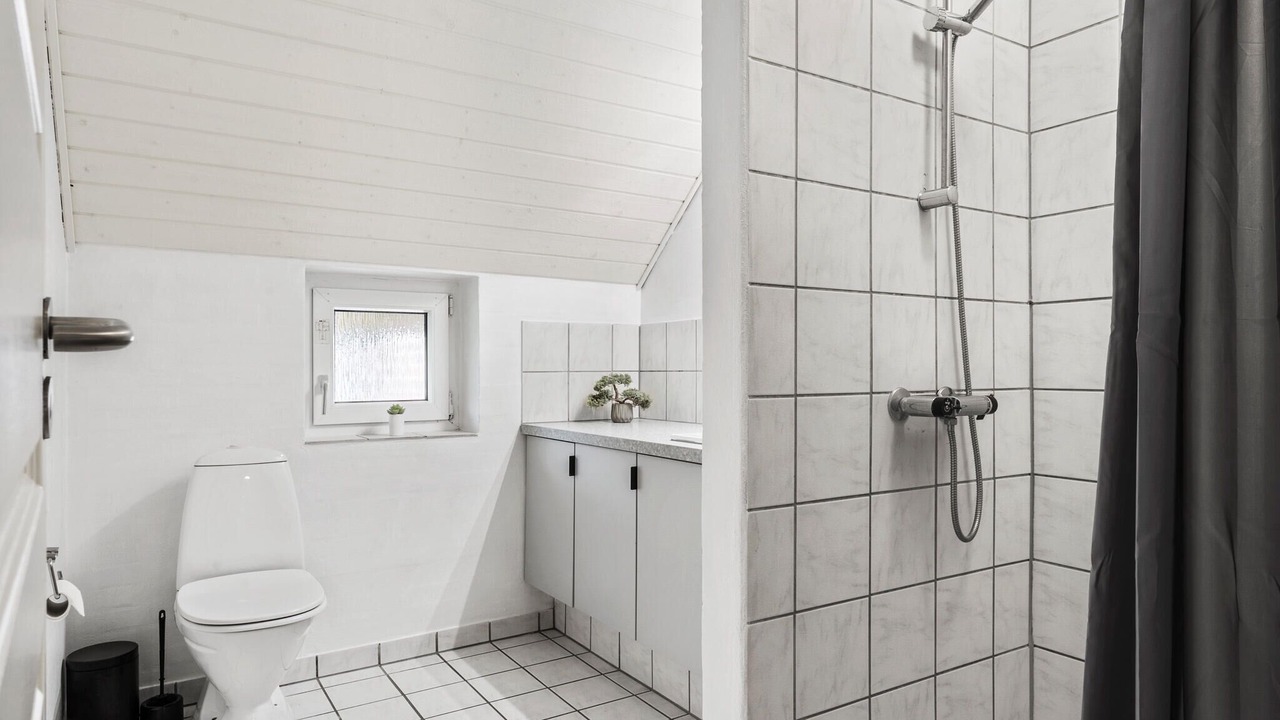 Photo of Bathroom in Lodbjerg Hede