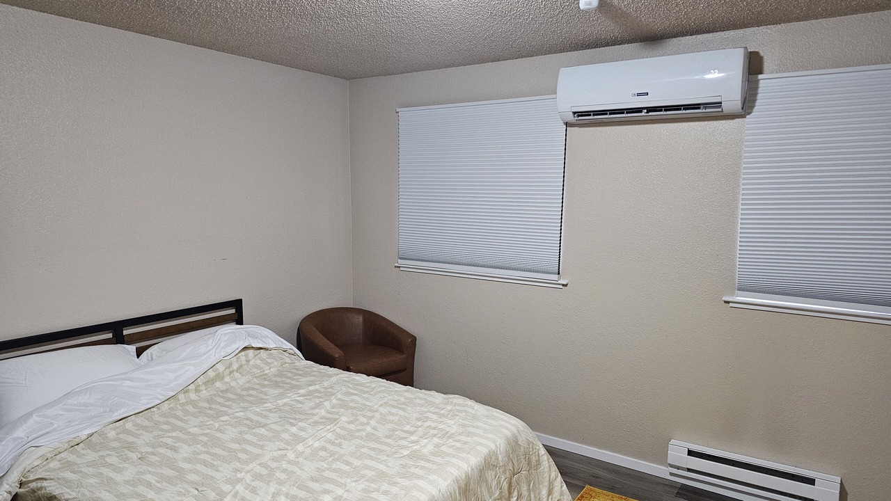 Photo of Bedroom in Everett