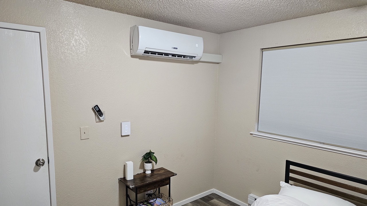 Photo of Bedroom in Everett