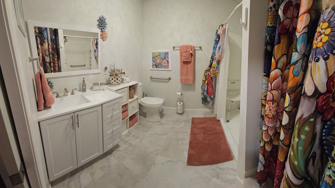 Photo of Bathroom in Huachuca City