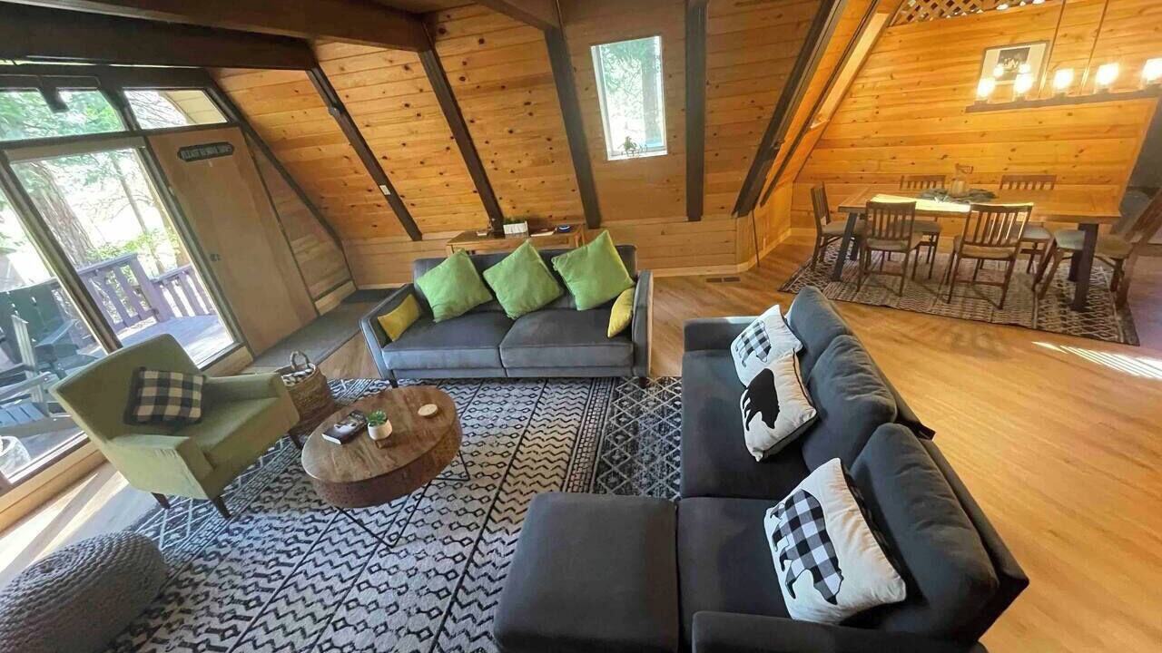 Photo of Livingroom in Glencoe