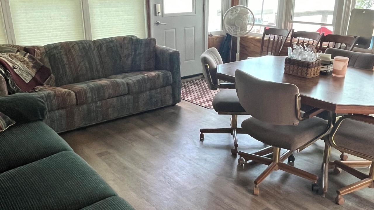 Photo of Livingroom in Hamlin County