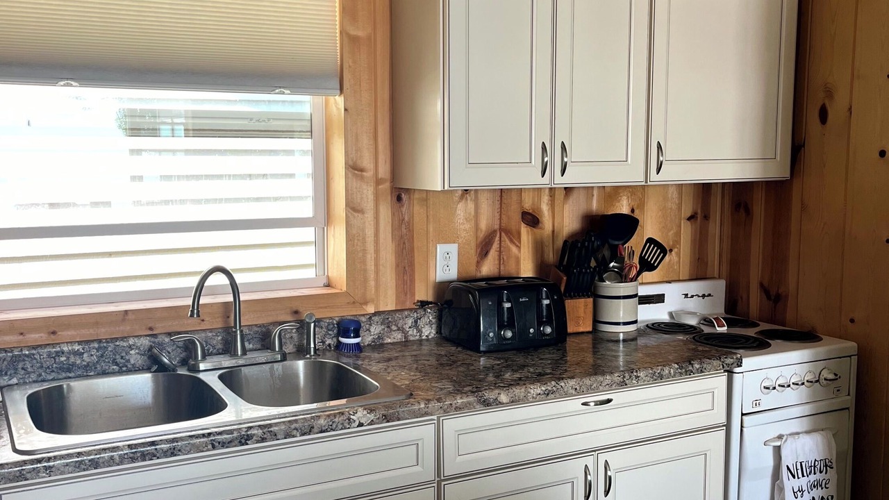 Photo of Kitchen in Hamlin County