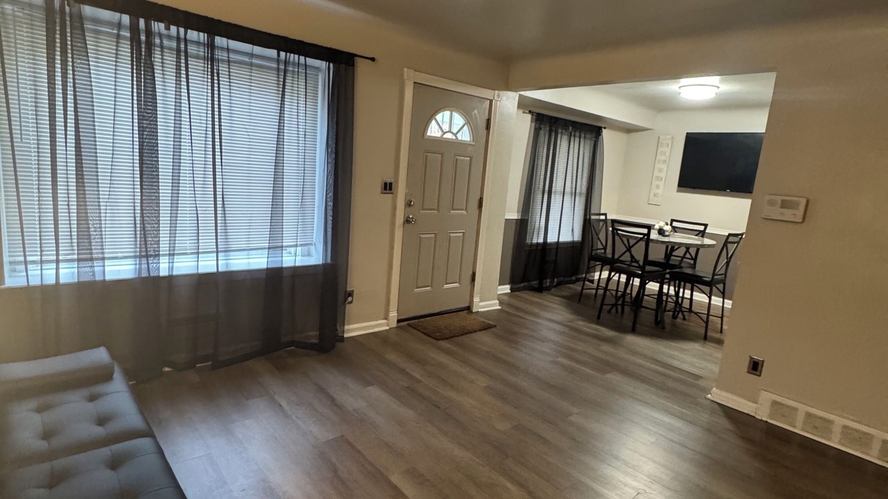 Photo of Livingroom in Detroit