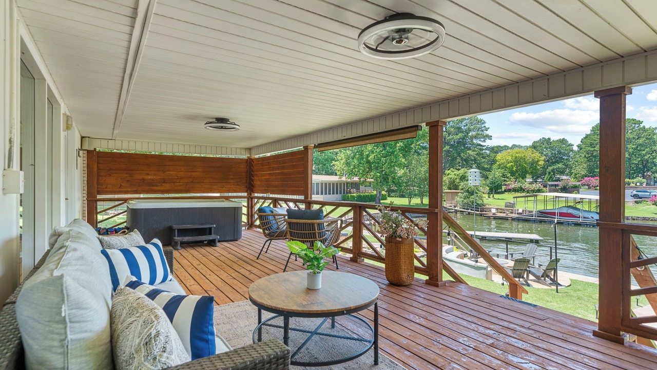 Photo of Patio Balcony in Lake Hamilton