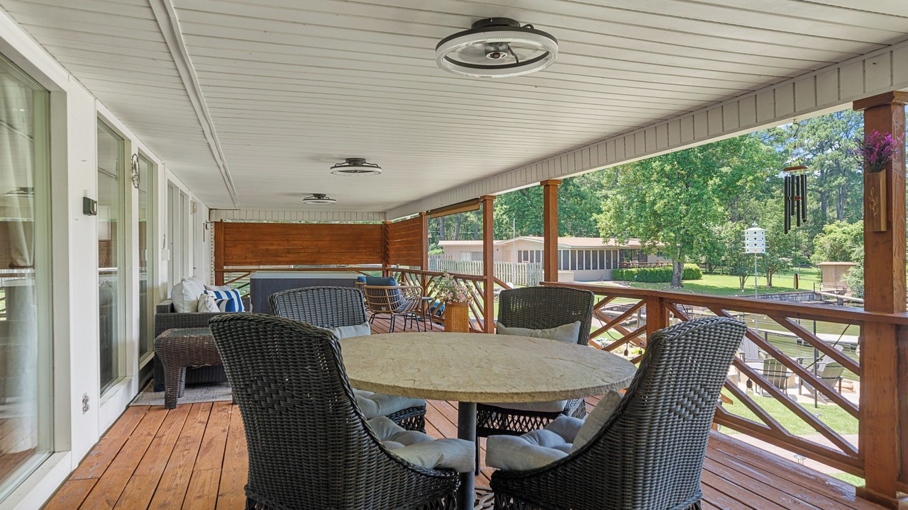 Photo of Outdoor in Lake Hamilton