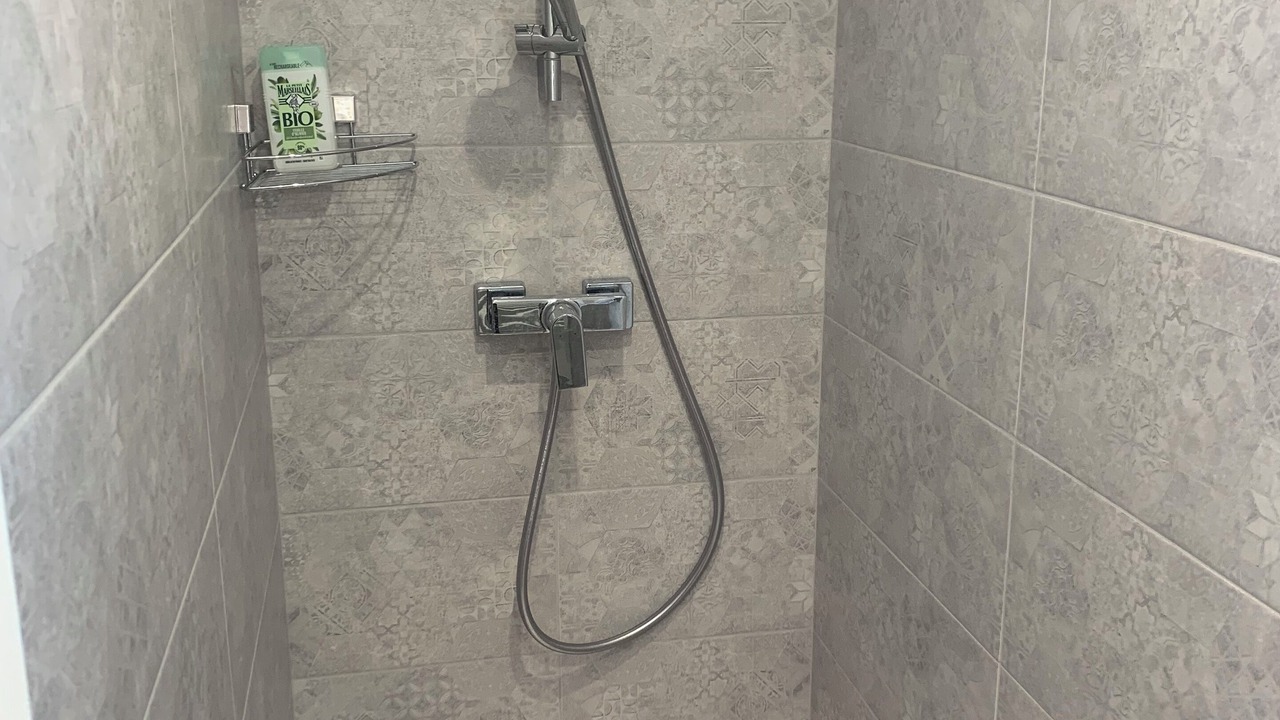 Photo of Bathroom in Molleges