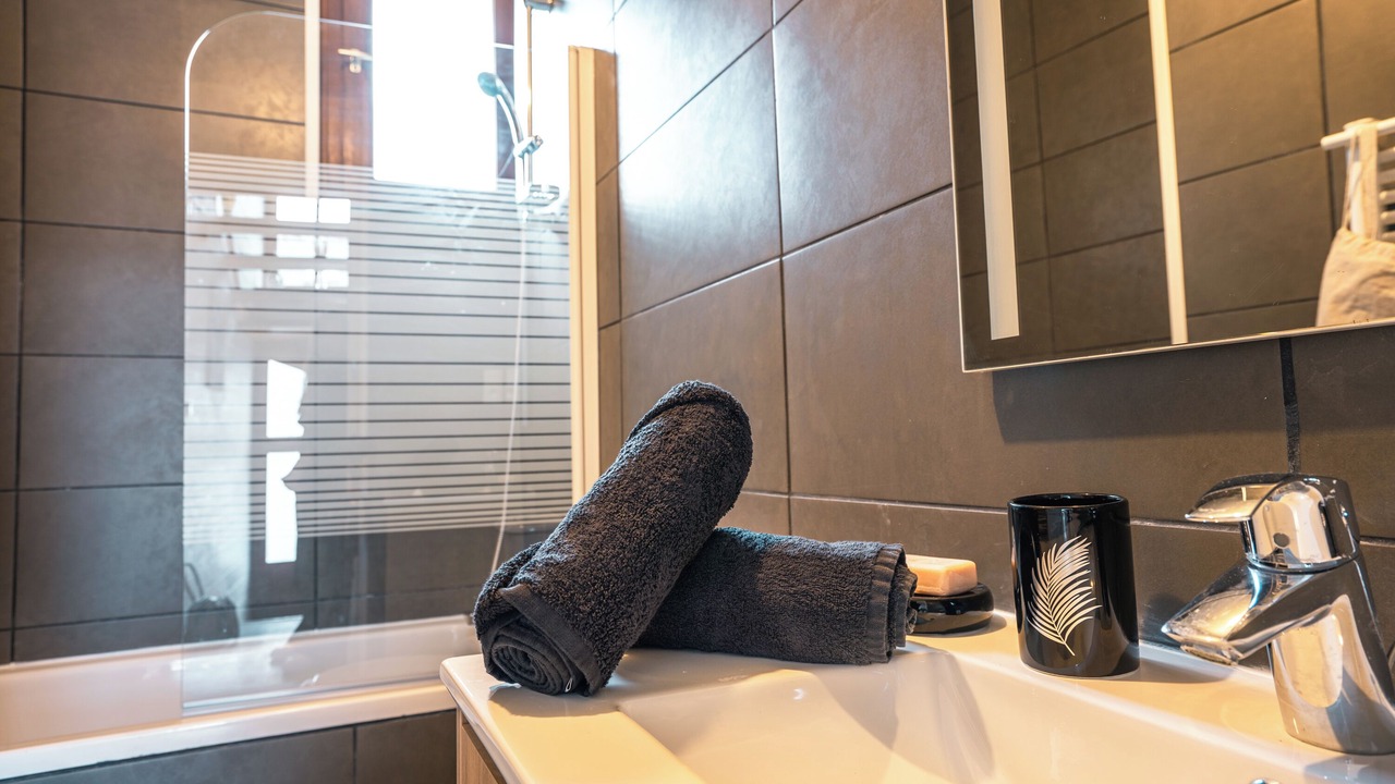 Photo of Bathroom in Nozay