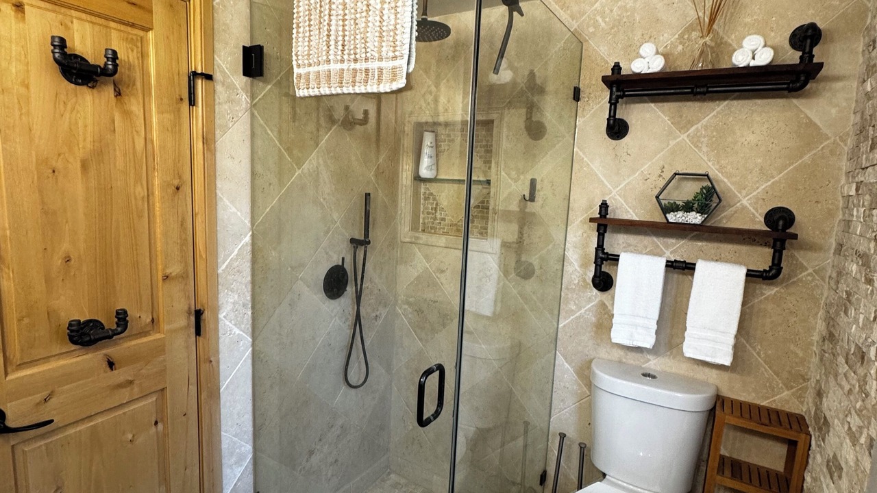 Photo of Bathroom in El G.H.E.K.O.