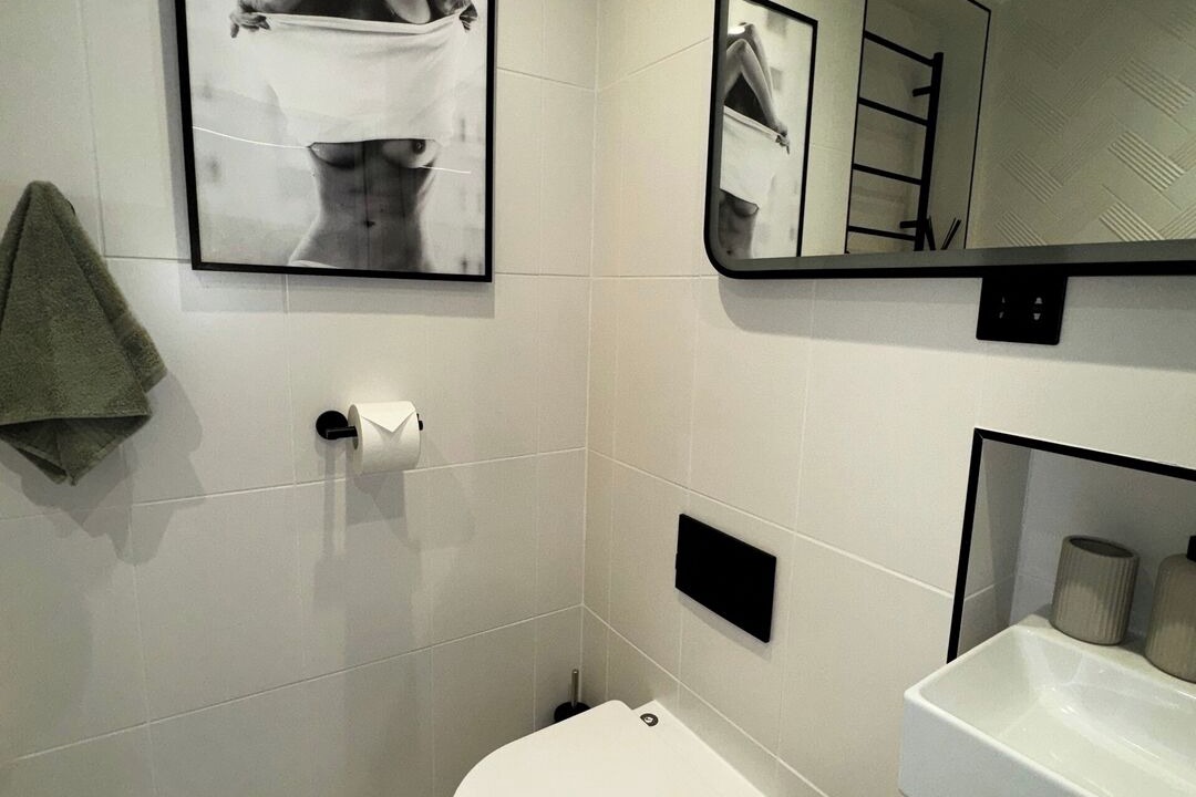 Photo of Bathroom in Canary Wharf