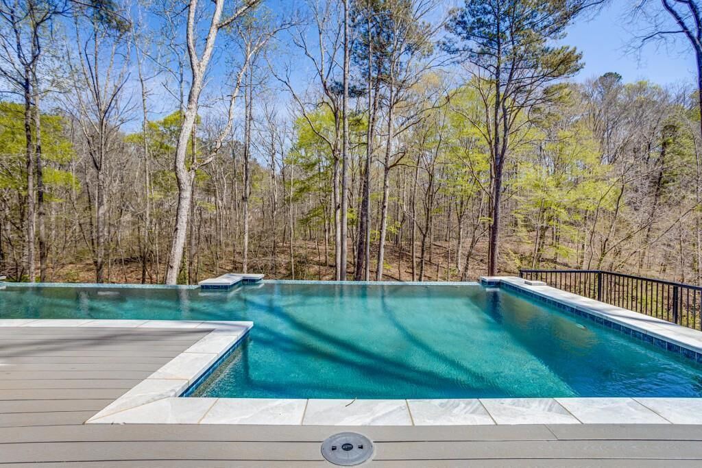 Photo of Outdoor in Sandy Springs
