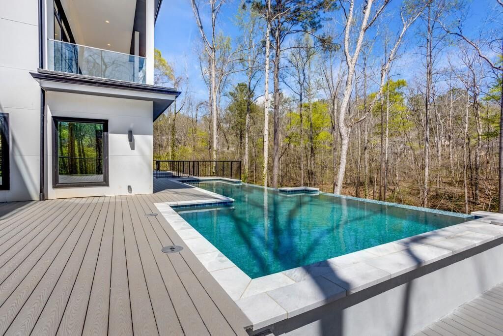 Photo of Outdoor in Sandy Springs