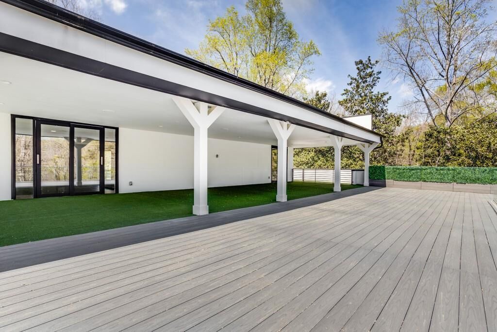 Photo of Patio Balcony in Sandy Springs