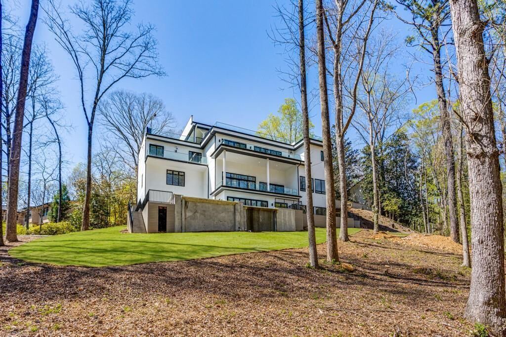 Photo of Outdoor in Sandy Springs