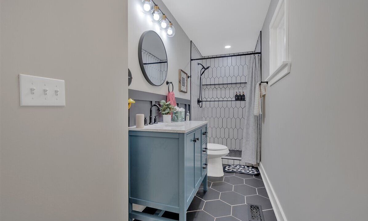 Photo of Bathroom in Acworth