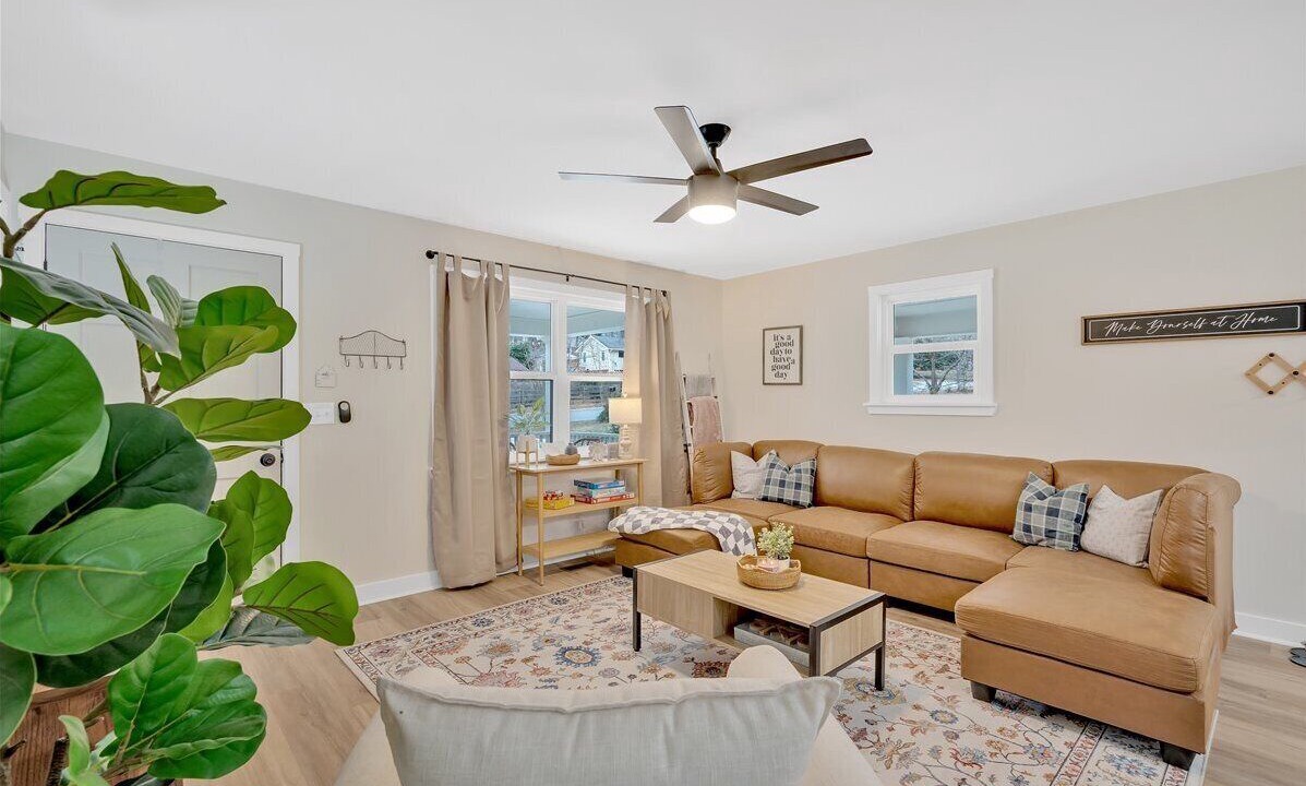 Photo of Livingroom in Acworth