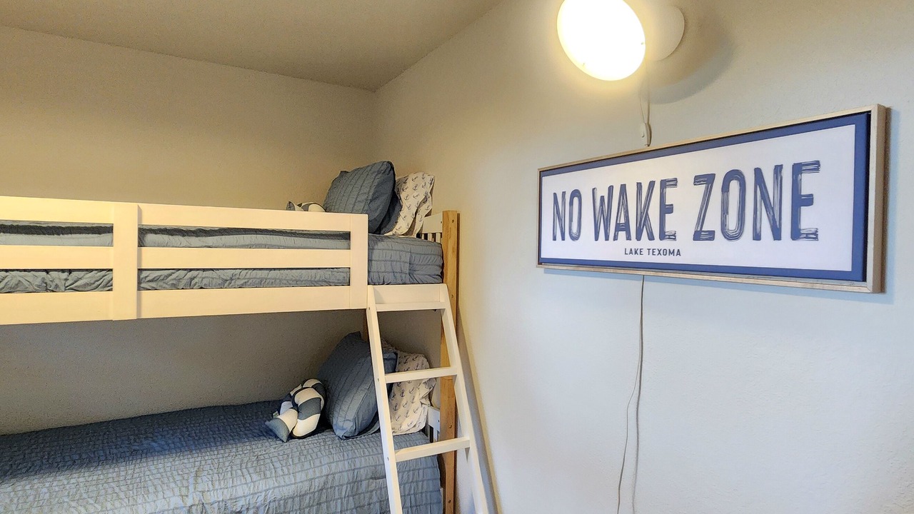 Photo of Bedroom in Denison
