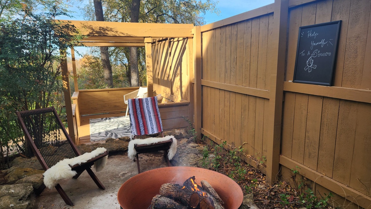 Photo of Outdoor in Denison
