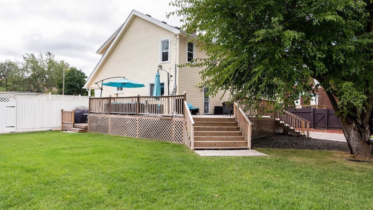 Photo of Outdoor in Highland Park