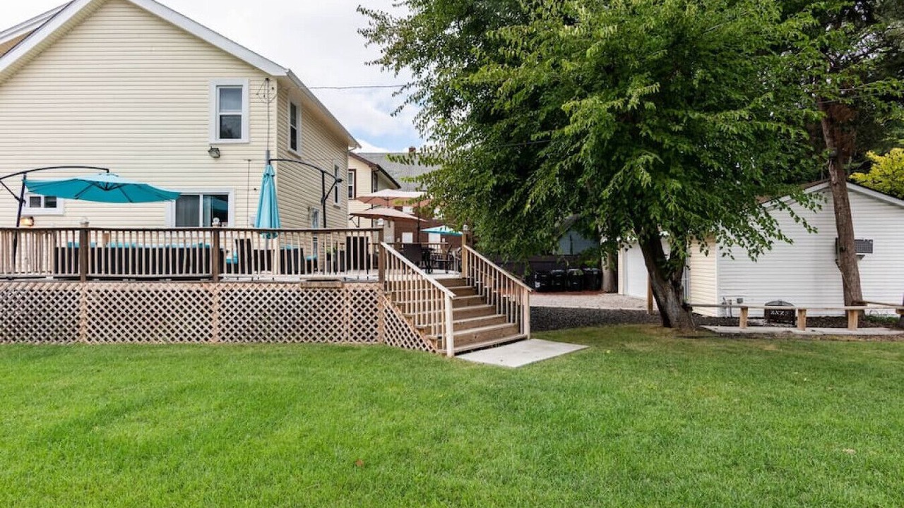 Photo of Outdoor in Highland Park