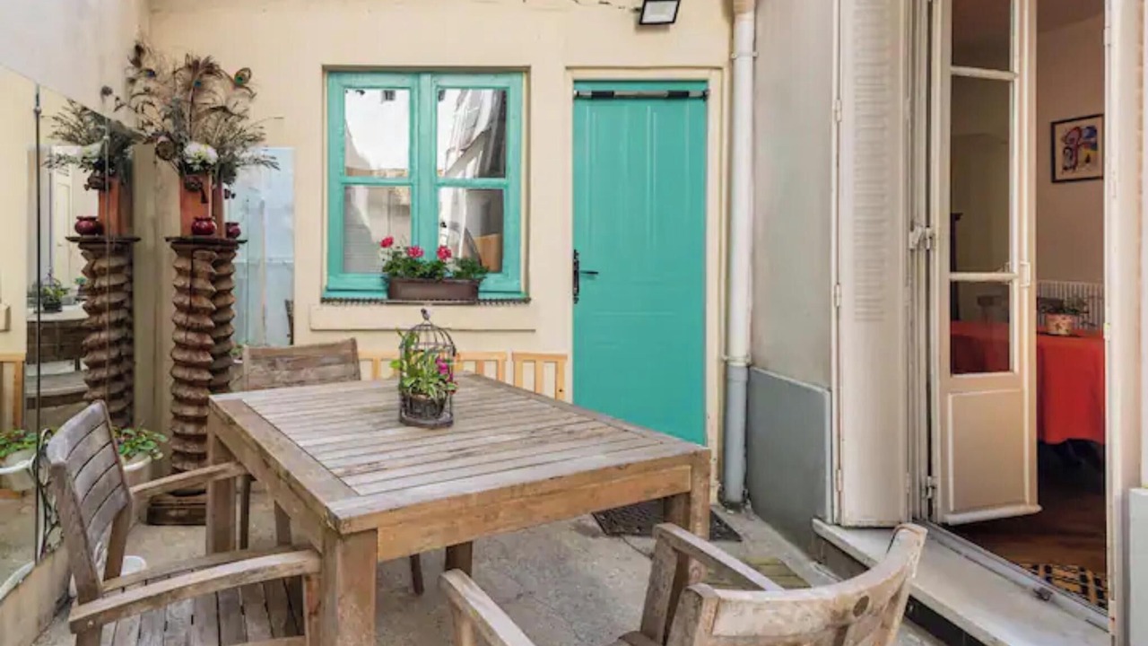 Photo of Outdoor in Quartier des Grandes-Carrieres