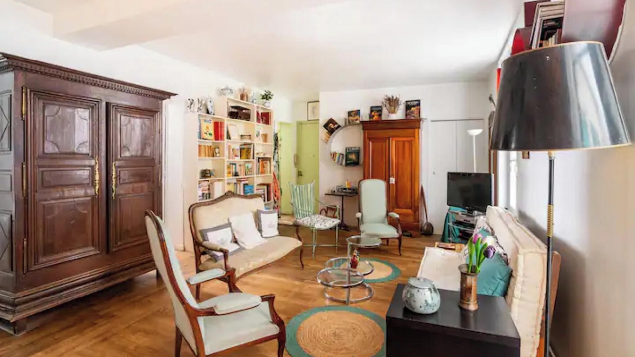Photo of Livingroom in Quartier des Grandes-Carrieres
